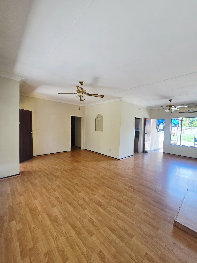 4 Bedroom Property for Sale in La Hoff North West